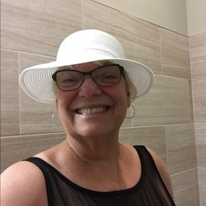 Meet your Posher, Donna